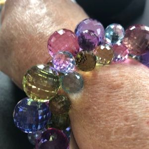 CHARMING CHARLIE BLENDED BERRY STRETCH BRACELET